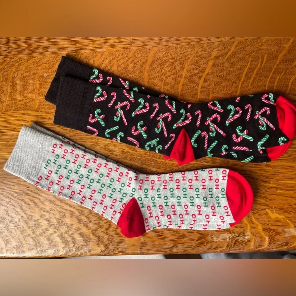 Two Pair Christmas Holiday Socks Gray Black Green Red Tall Socks Crew Socks NWOT